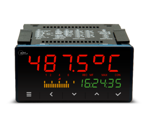 Nieuwe paneelmeter OM 403UNI is eindelijk hier!