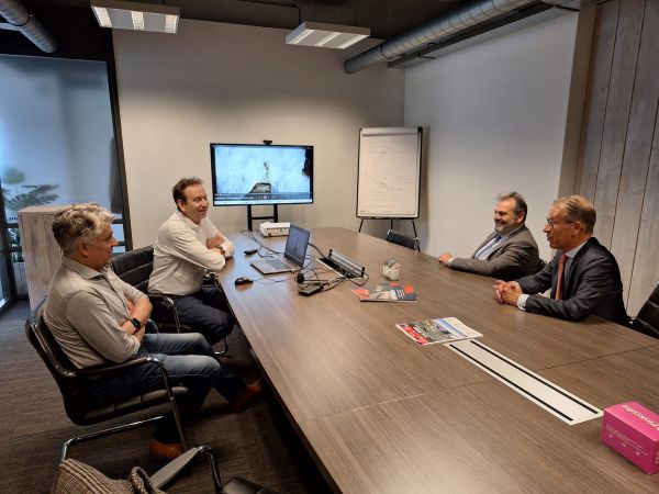 Presentation DE Klop for Mayor Sliedrecht