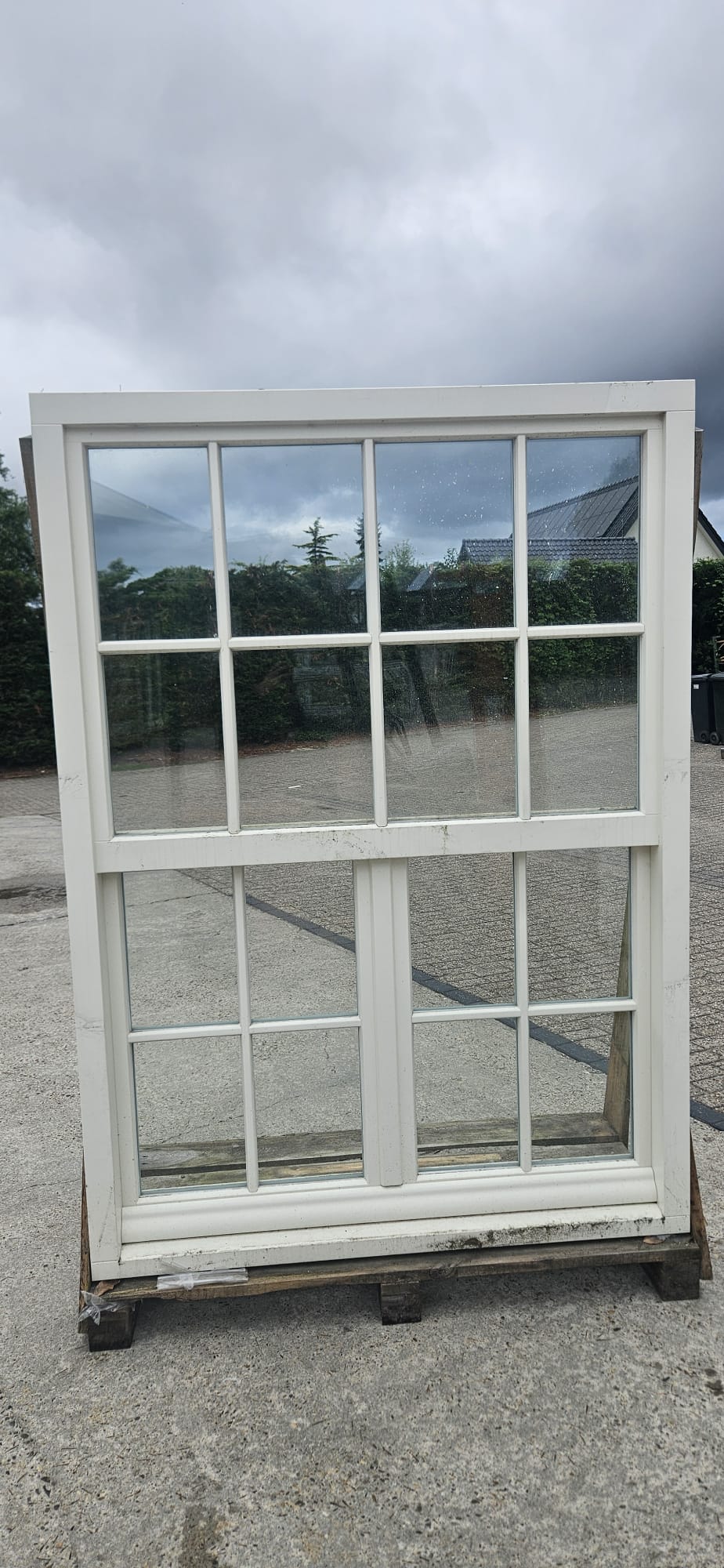 ULM 57 Nieuw: meranti raamkozijn bxh 1490x2074, van €1500,- voor €750,-