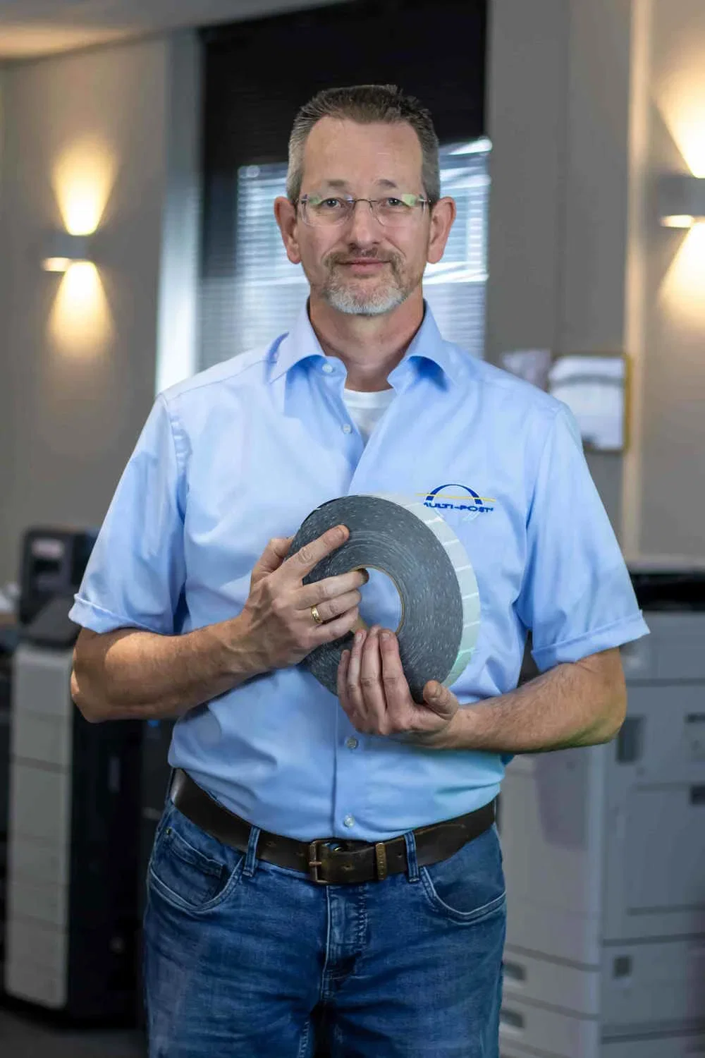 Alex Krooswijk met attribuut