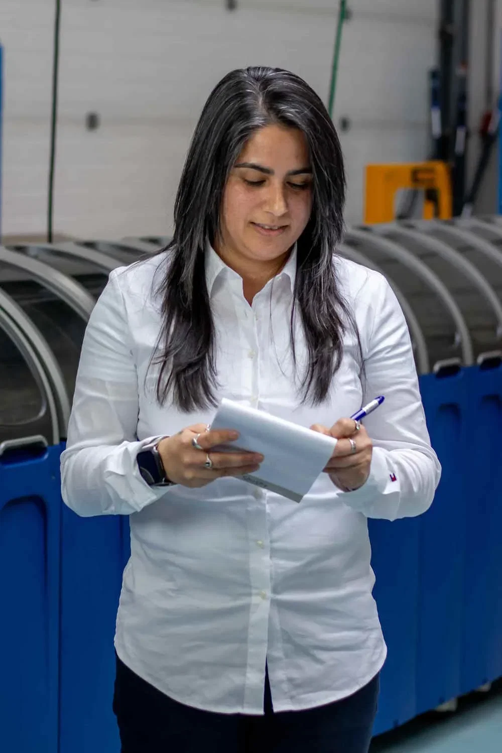 Nicole Villaseca met een notitieblok