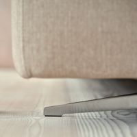 Stressless_Ella_L_3s_Daisy_Beige_Polished_detail_3_64661 Fraaie details